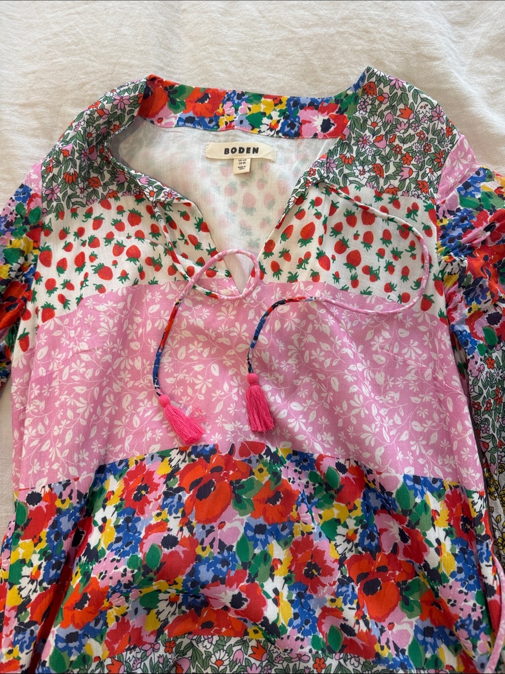 Boden White Strawberry Print V-Neck Tunic with Multicolor Floral Trim